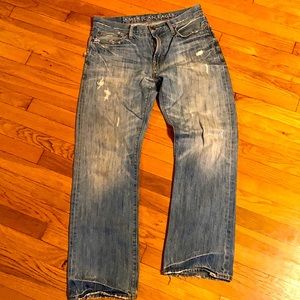 American Eagle Outfitters 32x32 jeans.